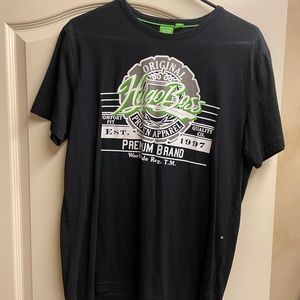 Hugo Boss Large T - Shirt - like new